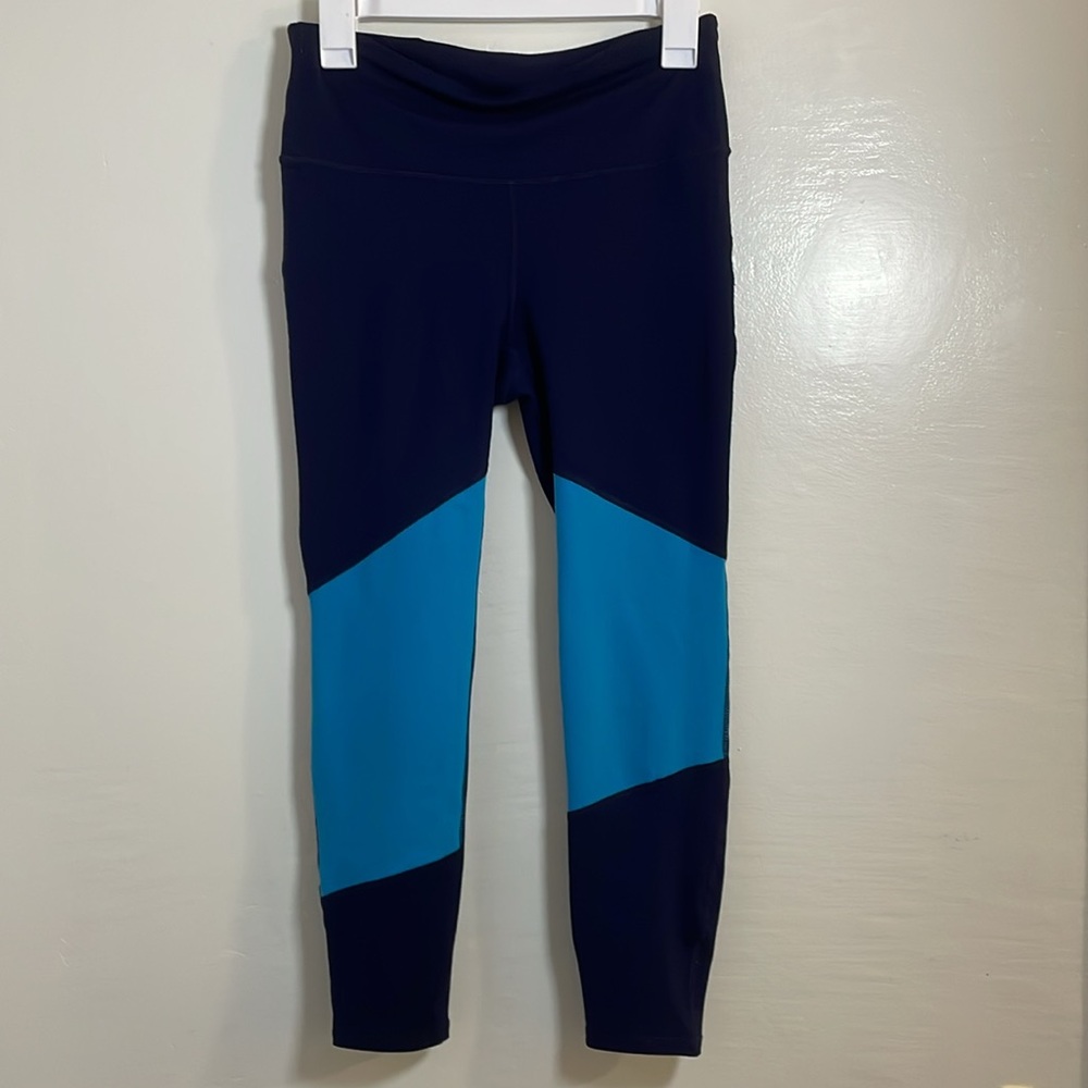 GapFit Sport Compression Colorblock 7/8 Leggings Women's Size Small Navy & Blue - Picture 4 of 7